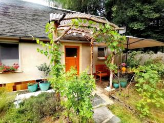 Kleines Haus mit Garten in den Weinbergen - 9