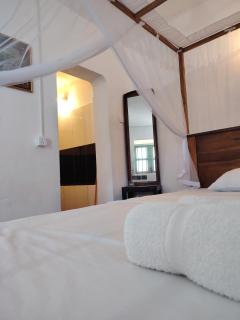 Kouzi House - 4