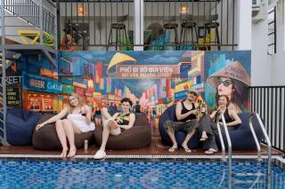 Saigon Social Hostel & Rooftop Pool - 0