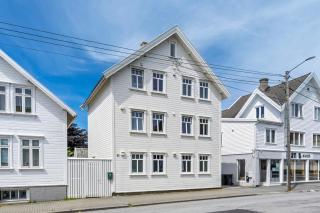 Haugevegen 68 Haugesund sentrum med gratis parkering 3 leiligheter - 9