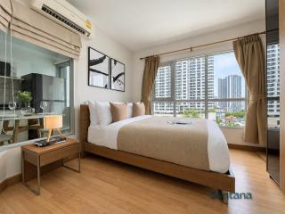 Near BTS l City View l Pool and Gym - 8