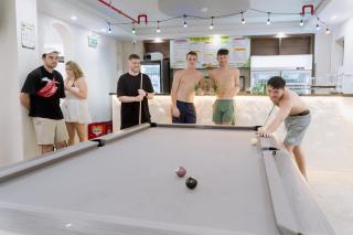 Saigon Social Hostel & Rooftop Pool - 3
