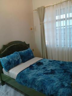 The Cabins-Executive - 2