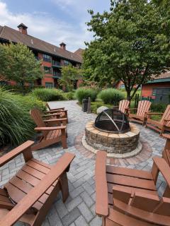 Cozy Studio Resort Stay Mountain Creek Pool Hiking - 5
