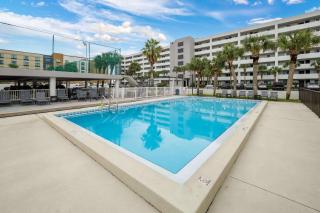 Surf Dweller 207 Gulf Front 2 Free Beach Setups - 6