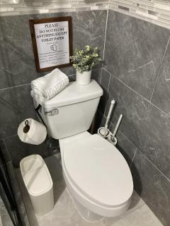 The Chique Suite - The Ultimate Urban Retreat - 2