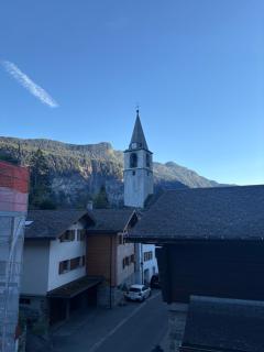 Chambres d'hôtes, bois et pierre brute, vue alpine - 3