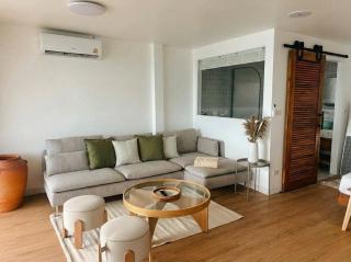 Horizon Sky - Beachfront Suite - 4