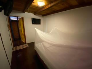 HIDDEN HOUSE PARTy - 4