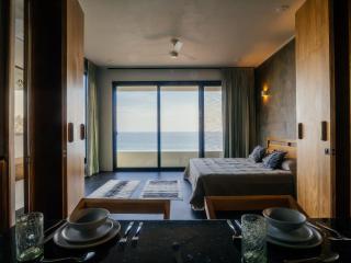 Refugio del Faro - Cliffside Villa Retreat Sleeps 16 - 5