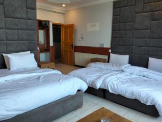 Hotel Deans - 2