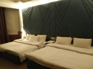 Hotel Deans - 8