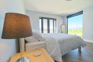 Luxury Home with 360 Views of Lough Swilly with Bar, Games Room, BBQ & Outdoor Dining Area by Travel Lets Holiday Homes - 2
