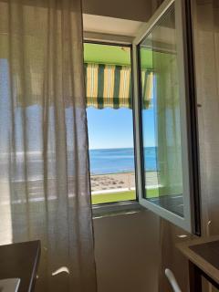 Beachfront Apartment - 4