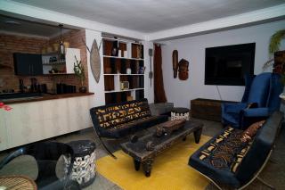 Sunrise Villa at Forest Hill House - 8