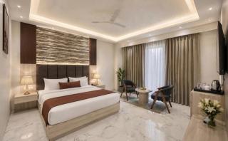 HOTEL VISHAL RESIDENCY NEAR IGI AIRPORT T-3 DELHI & AEROCITY DELHI with FREE AIRPORT DROP - 1