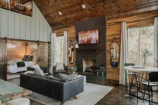 NEW Woodland Escape with Spa & Fire pit - Sleeps 4 -  - 4