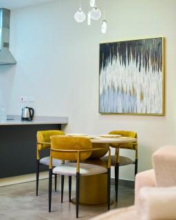 Luxury Studio Apartment in Labone - 3