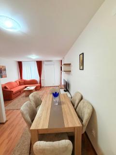 TIMS Apartment Aerodrom - 5