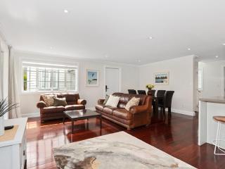 Russell Cottages - Sandy Jandal - 5 Bedroom - POOL-SPA-BBQ - 8