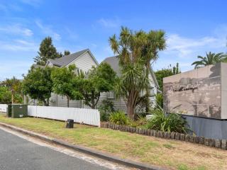 Russell Cottages - Sandy Jandal - 5 Bedroom - POOL-SPA-BBQ - 6