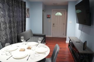 Cozy 2BR Oshawa Retreat - Near Lake Ontario - 2