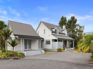 Russell Cottages - Sandy Jandal - 5 Bedroom - POOL-SPA-BBQ - 2