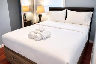 Cozy 2BR Oshawa Retreat - Near Lake Ontario - 7