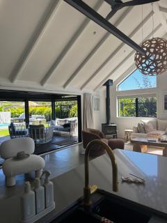 Paradise By The Beach - Sleeps 8 with pool - 7