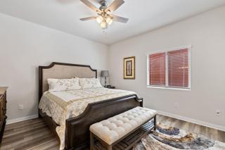 Newly Renovated Condo - 9
