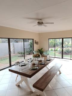 Mologadi Holiday Home - 6