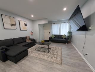 New 2BR Near YYC Airport and Downtown 4408 UP - 7