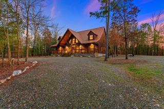 Wide Glide Lodge - In-home Movie Room, Hot Tub and Large 1-acre property with Playset - Broken Bow - 7