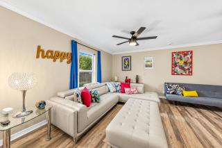 4BR4BA Tampa Retreat Game Room & Patio - 0
