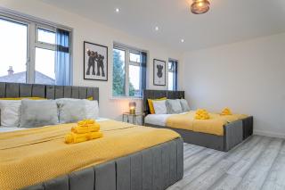The Hive - Sleeps 9 - Free Parking - 2