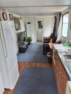 Cosy Corner - 6