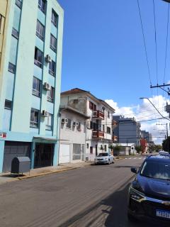 Kitnet Mobiliada no centro de São Leopoldo. - 2