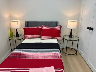 Cozy Private Basement Suite in Mississauga - Perfect for Singles - 0