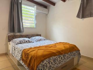 Studio Serenity - 0