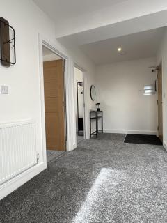 Ferraro - 3BR - Sleeps 6 - Free Parking EV - WiFi - 8