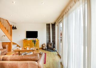 Anglesey Lakeside Lodges - 6