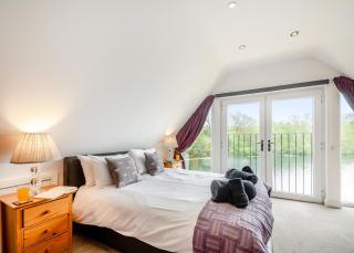 Anglesey Lakeside Lodges - 2