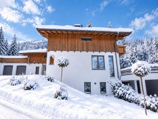 Exclusive Alpine chalet in Niederau - 9