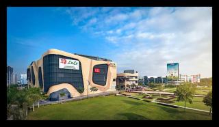 EcoHill Mall within walking distance 2BR 2BA WiFi D'Kristal Netflix - 2