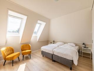 Beautiful villa in the dunes of Ameland - 4