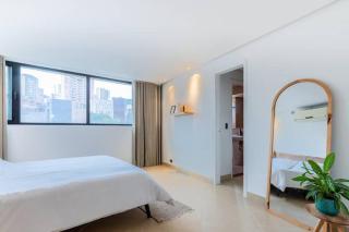 Apartamento con jacuzzi y vistas al Poblado - 2
