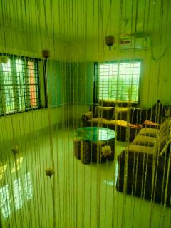 Holiday House - 4