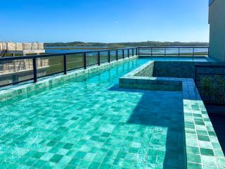 BH304- Flat Rooftop 50 m do mar, com piscina panorâmica By Oasis Ferias - 7