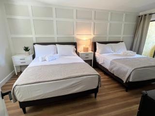 Modern Farmhouse Beautiful One-Bedroom Villa - 2