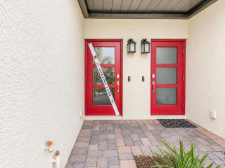Unique 3BR condo with Waterpark - 6